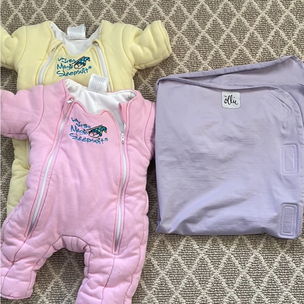 Baby sleep bundle: Ollie swaddle and Magic Merlin